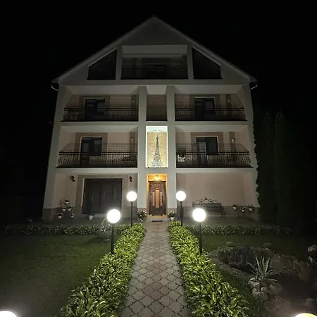 сонячна перлина Hotel Polyana (Transcarpathia)