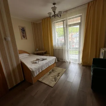 сонячна перлина Polyana (Transcarpathia)