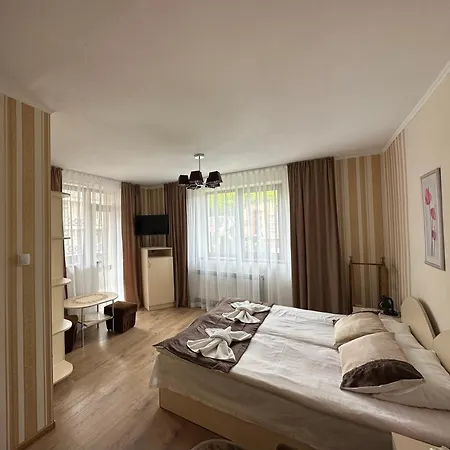 Hotel сонячна перлина *