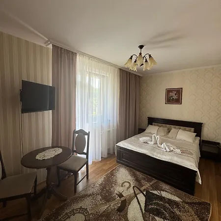 сонячна перлина * Poljana