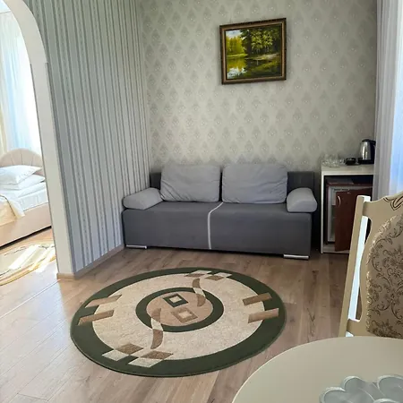 сонячна перлина פוליאנה