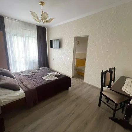 сонячна перлина 波利亚纳