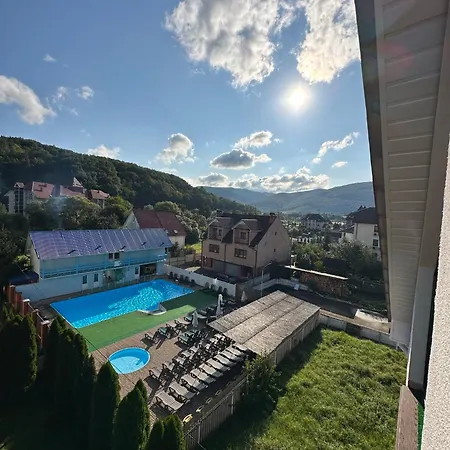 сонячна перлина 波利亚纳