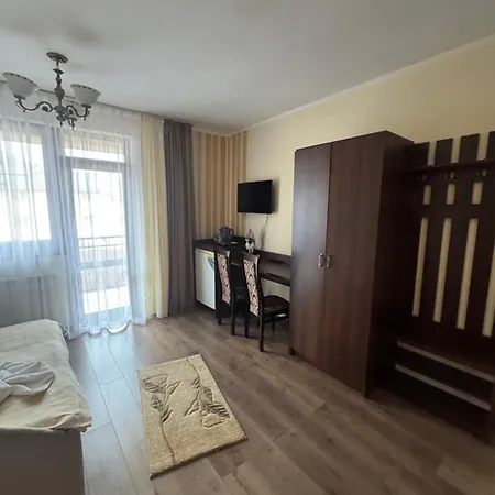 Hotel сонячна перлина Polyana (Transcarpathia)
